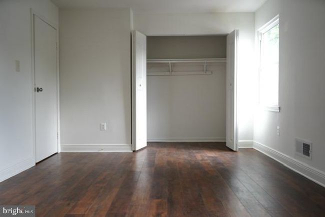 7851 W Point Ct, Townhouse with 3 bedrooms, 3 bathrooms and null parking in MANASSAS VA | Image 6