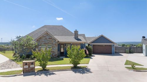 122 King Arthur Ct, Glen Rose, TX, 76043-1450 | Card Image