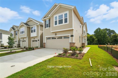 6100 Mallow Crossing Ln, Charlotte, NC, 28213-5248 | Card Image