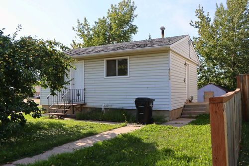 4802-51 . Street, Valleyview, AB, T0H3N0 | Card Image