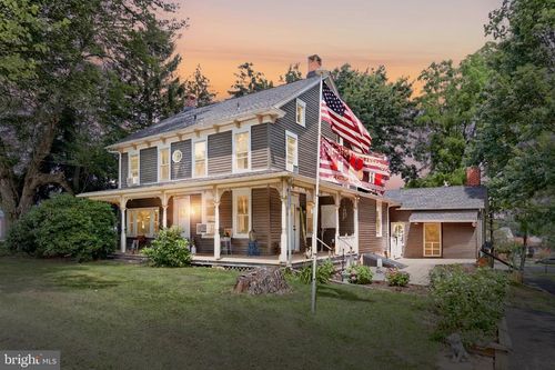 221 Cherry St, YORK, PA, 17402-5011 | Card Image