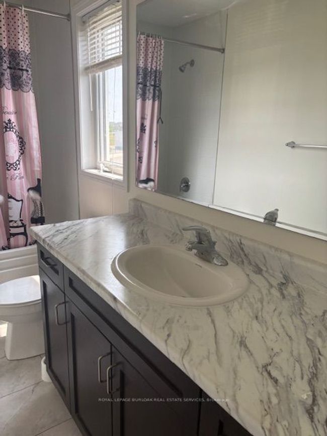 1292 Leger Way, House other with 3 bedrooms, 3 bathrooms and 1 parking in Milton ON | Image 18