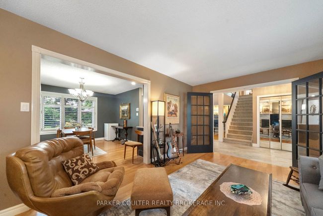 10 Duffys Crt, House other with 4 bedrooms, 3 bathrooms and 7 parking in Minesing ON | Image 8