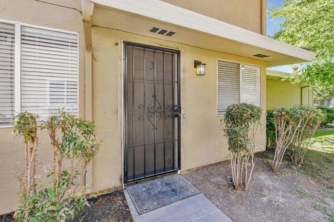 APT-3 - 832 Gilchrist Dr, Townhouse with 2 bedrooms, 1 bathrooms and 2 parking in San Jose CA | Image 26