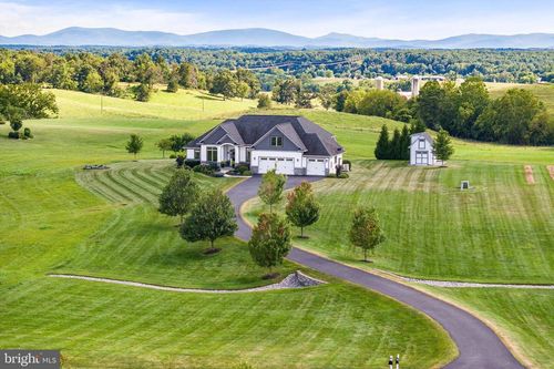 73 Bailey Rd, FORT DEFIANCE, VA, 24437-2067 | Card Image