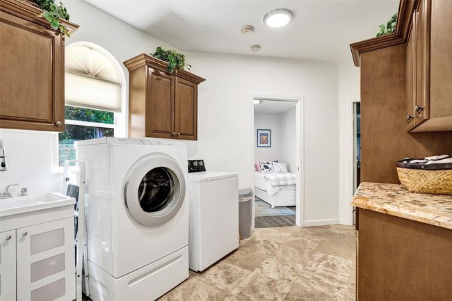 11720 Nw 9 Th St, House other with 5 bedrooms, 6 bathrooms and null parking in Plantation FL | Image 29