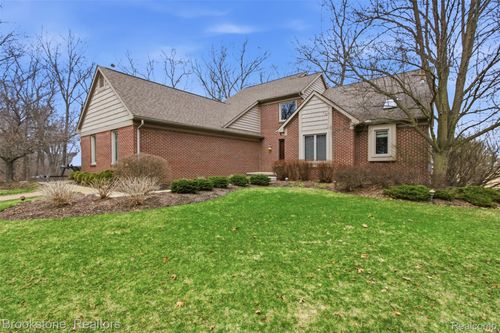 12170 Shaffer Rd, Davisburg, MI, 48350-3709 | Card Image