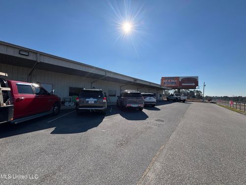 1950 Highway 49, Wiggins, MS, 39577-0016 | Card Image