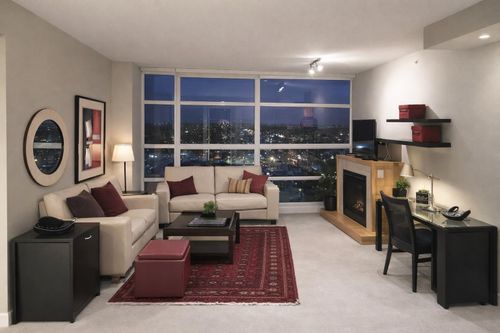 1705-15152 Russell Ave, White Rock, BC, V4B0A3 | Card Image