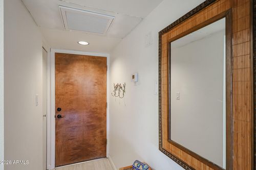 316-7474 E Earll Dr, Scottsdale, AZ, 85251-7920 | Card Image
