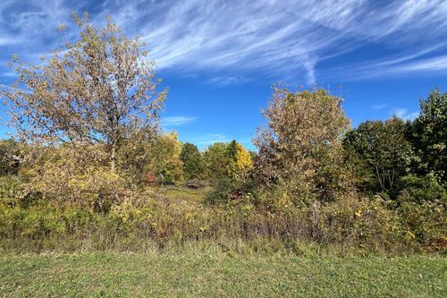 5577 Cannon Meadows Dr Ne, Ada, MI, 49301-8947 | Card Image