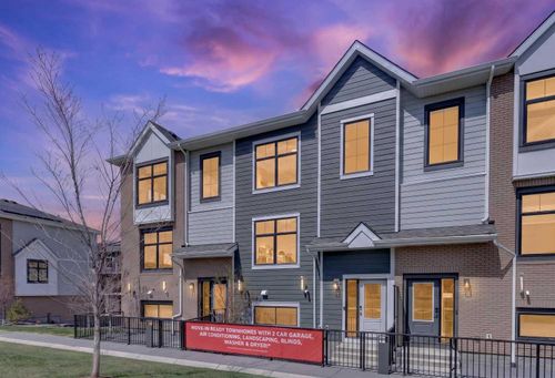 402-185 Mahogany Gdns Se, Calgary, AB, T3M2S5 | Card Image