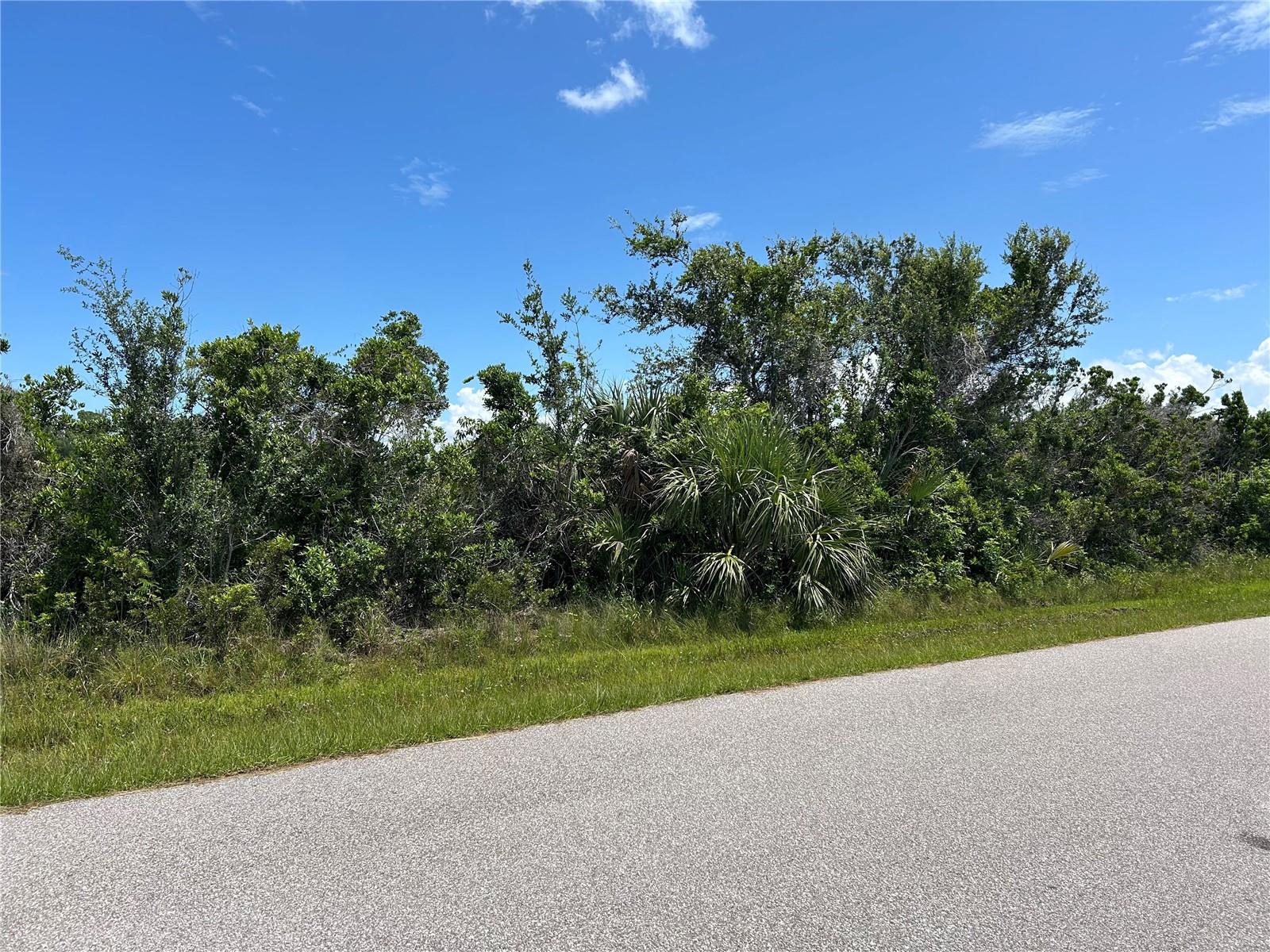 Land in PORT CHARLOTTE