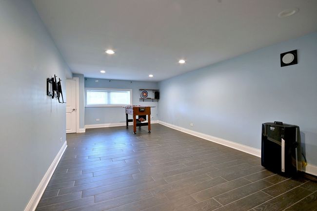 2827 N 77 Th Ct, House other with 3 bedrooms, 2 bathrooms and 1 parking in Elmwood Park IL | Image 21