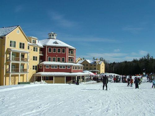 371/373 Qtr. I I I Jackson Gore Inn, Ludlow, VT, 05149 | Card Image