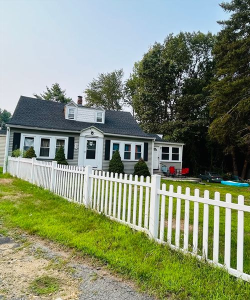 2-733 Pleasant St, Rochdale, MA, 01542-1128 | Card Image