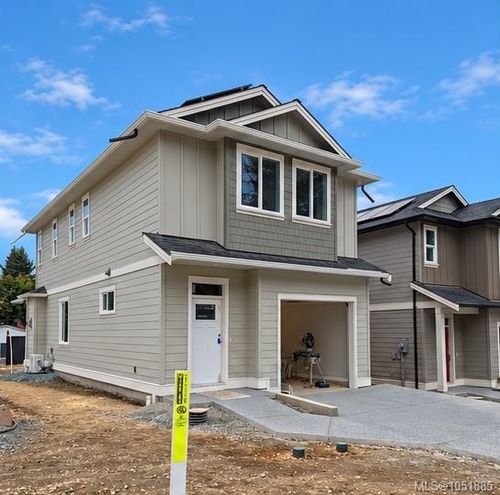1324 Mckinley Rd, Ladysmith, BC, V9G1R2 | Card Image