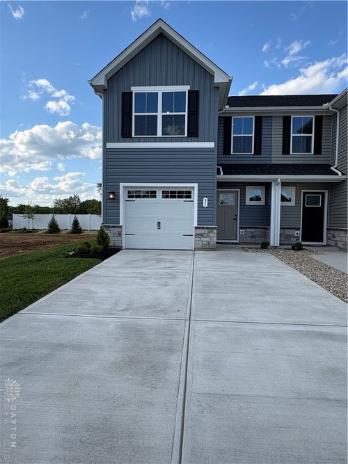 31 Pultz Boulevard, Riverside, OH, 45431 | Card Image
