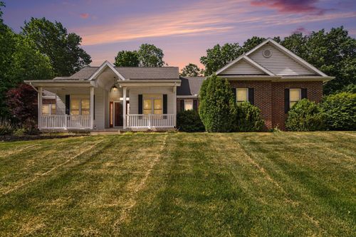 55220 Sundance Dr, New Carlisle, IN, 46552 | Card Image