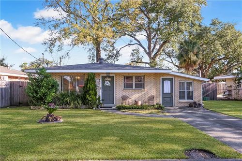 10617 Salem St, River Ridge, LA, 70123-1257 | Card Image