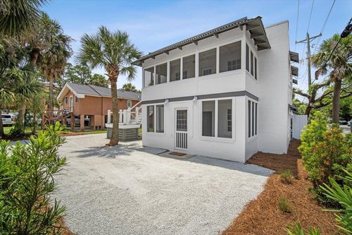 7 W 2nd St, Folly Beach, SC, 29439 | Card Image