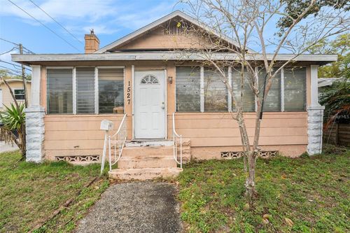 1527 20th Ave N, ST PETERSBURG, FL, 33704-3931 | Card Image