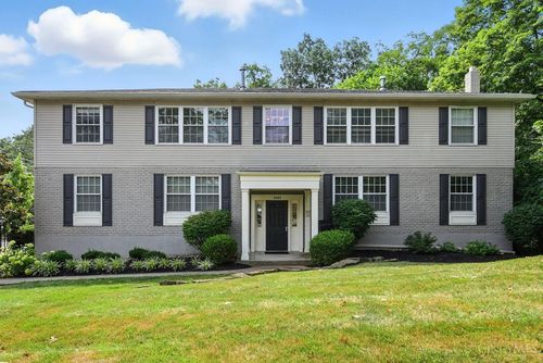 3683 Erie Ave, Cincinnati, OH, 45208 | Card Image