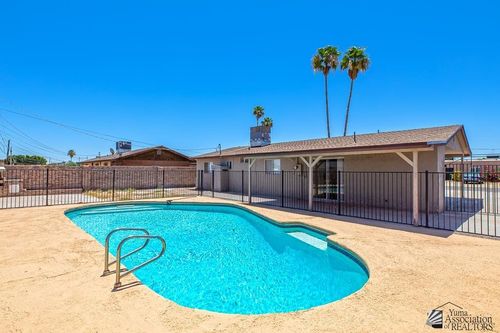 1434 E 22nd St, Yuma, AZ, 85365-2539 | Card Image