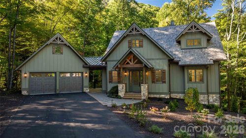 100 Dartmouth Way, Waynesville, NC, 28786 | Card Image
