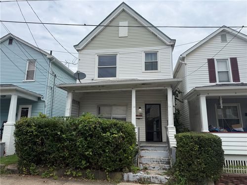105 18th St, Vandergrift, PA, 15690-1113 | Card Image