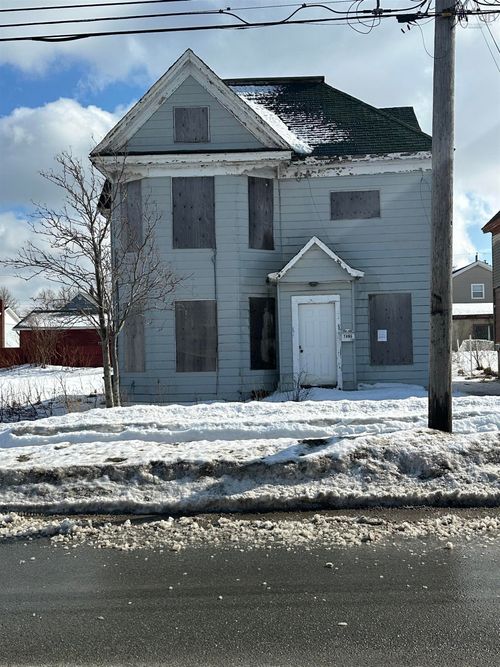 233 King Edward St, Glace Bay, NS, B1A3V9 | Card Image