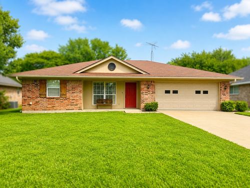 115 Trinity St, Hillsboro, TX, 76645-3062 | Card Image