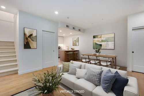 113-390 Guilby St, Coquitlam, BC, V3K3Y6 | Card Image