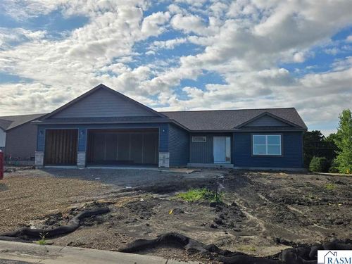 911 Three Lakes Ct, Madison Lake, MN, 56063-5401 | Card Image