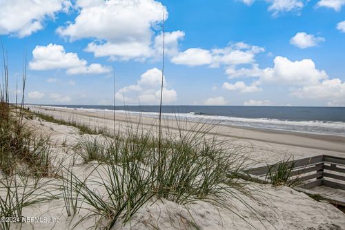 98-901 Ocean Blvd, Atlantic Beach, FL, 32233-5458 | Card Image