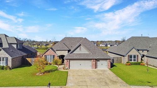 22803 E 104th St S, Broken Arrow, OK, 74014-6242 | Card Image