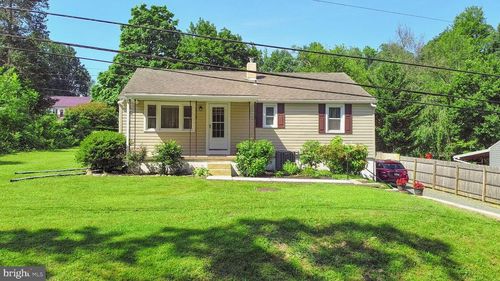 7180 Leh St, Coopersburg, PA, 18036-3737 | Card Image