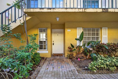 apt-103-1120 Lake Shore Dr, Lake Park, FL, 33403-2849 | Card Image