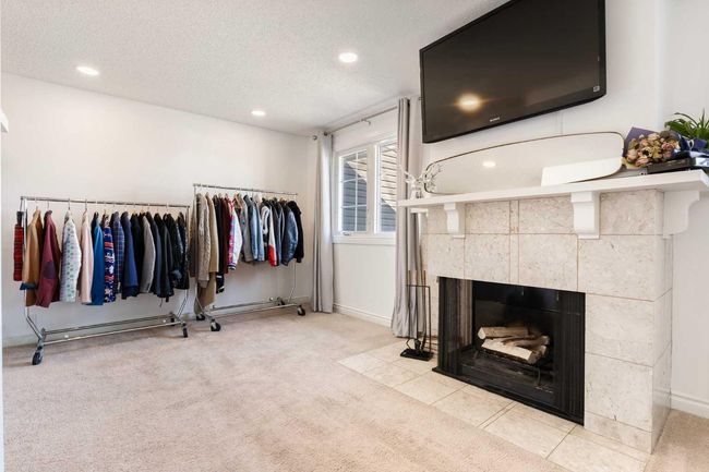 33 - 448 Strathcona Dr Sw, Townhouse with 3 bedrooms, 4 bathrooms and 4 parking in Calgary AB | Image 22