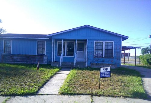 1410 Ray Dr, Corpus Christi, TX, 78411-3350 | Card Image