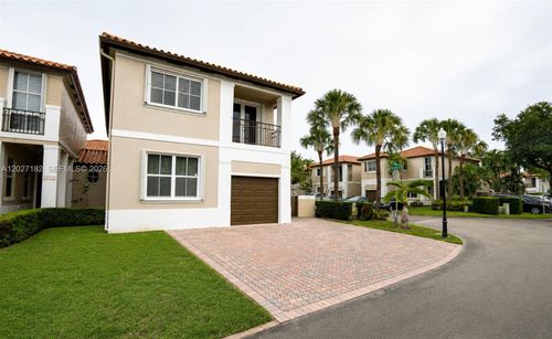 14372 Nw 83rd Ave, Miami Lakes, FL, 33016-5753 | Card Image