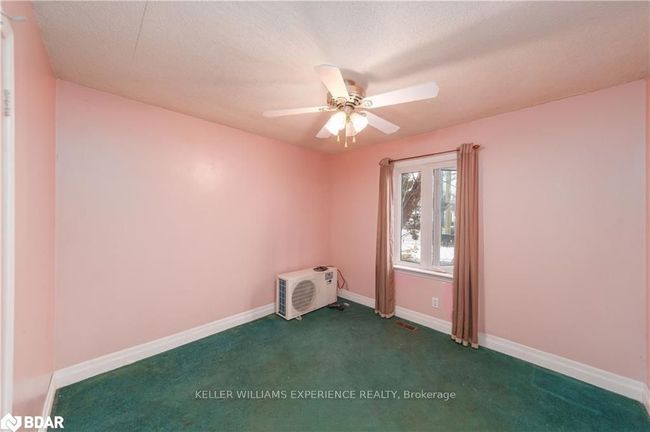 177 Mill St, Home with 2 bedrooms, 1 bathrooms and 2 parking in Angus ON | Image 18