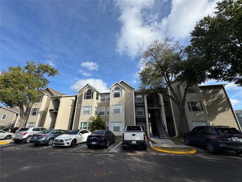 apt-1035-4740 Walden Cir, Orlando, FL, 32811-7238 | Card Image