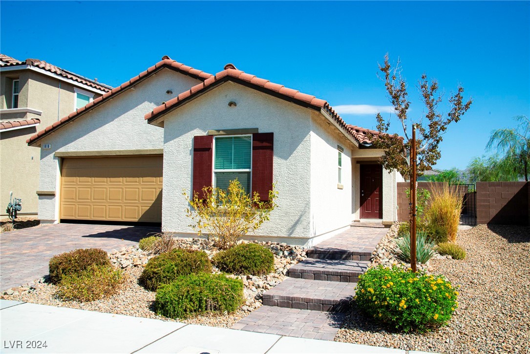 Roaring Cougar Ave, North Las Vegas, NV 89086