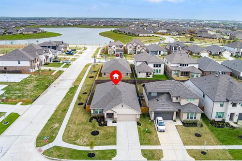 13724 Sabine Lake Dr, Texas City, TX, 77568-2195 | Card Image