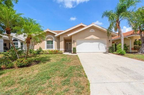 16326 Kelly Woods Dr, FORT MYERS, FL, 33908-3144 | Card Image
