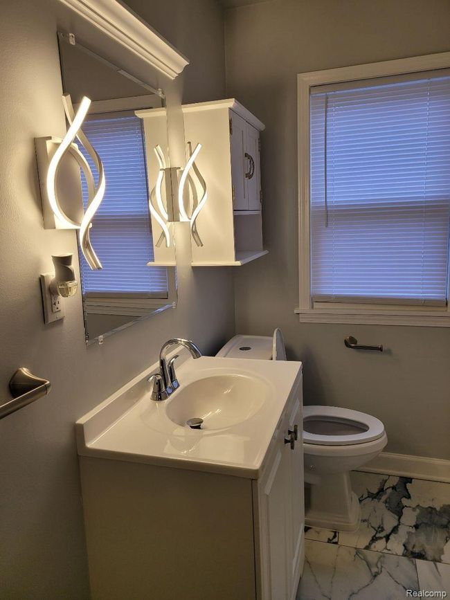 18609 Mansfield St, House other with 3 bedrooms, 2 bathrooms and null parking in Detroit MI | Image 21