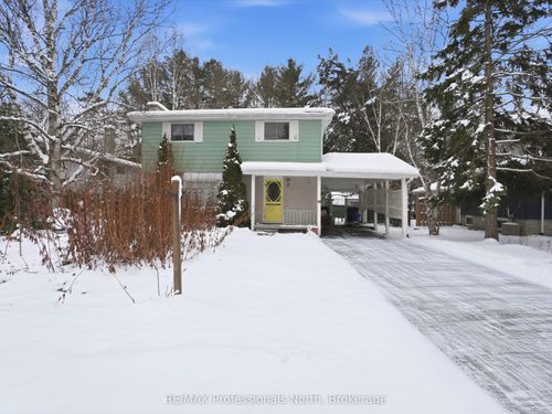 19 Meadow Park Dr, Huntsville, ON, P1H1G2 | Card Image