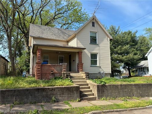 404 Pike Avenue Sw, Massillon, OH, 44647 | Card Image