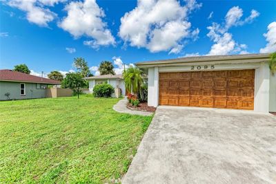 2095 Pellam Boulevard, House other with 3 bedrooms, 2 bathrooms and null parking in Port Charlotte FL | Image 3